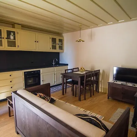 Casas Dos Avos בית כפרי ואלה דה קאמברה