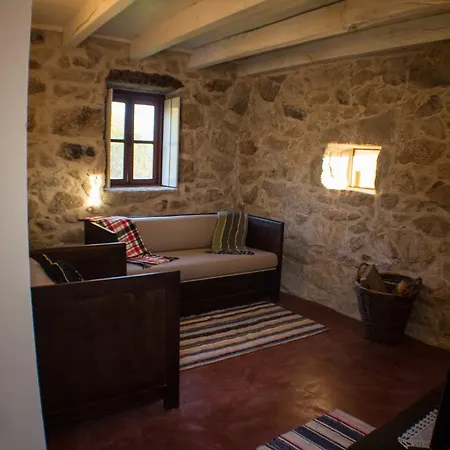 Casas Dos Avos 瓦莱迪坎布拉