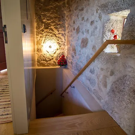 בית כפרי Casas Dos Avos *