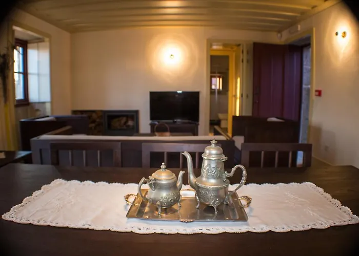 בית כפרי Casas Dos Avos *