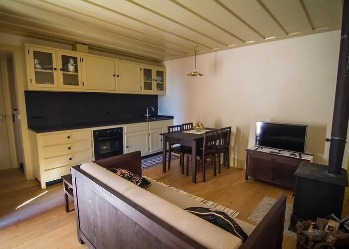 Casas Dos Avos בית כפרי ואלה דה קאמברה