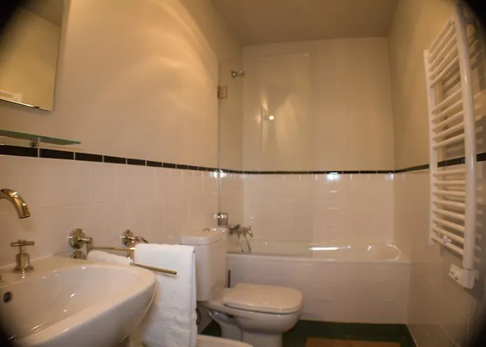 Casas Dos Avos * ואלה דה קאמברה