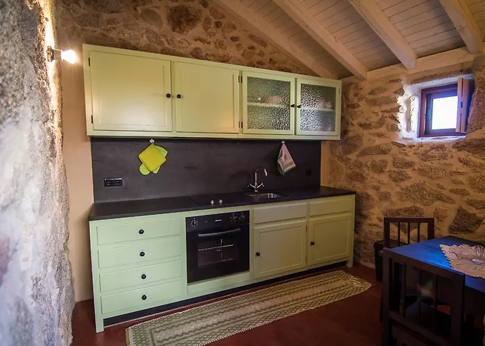 בית כפרי Casas Dos Avos ואלה דה קאמברה