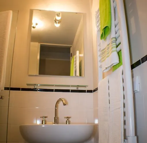 Casas Dos Avos * ואלה דה קאמברה